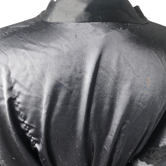 Victoria’s Secret Satin Silky Lace Trim Robe - Picture 6 of 6